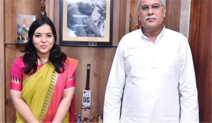 मुख्यमंत्री से भारतीय विदेश सेवा की अधिकारी सुश्री बरखा ताम्रकार ने मुलाकात की