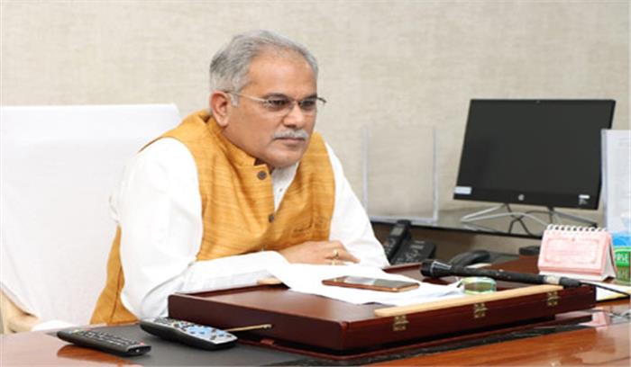 मुख्यमंत्री ने किया पुस्तक का विमोचन