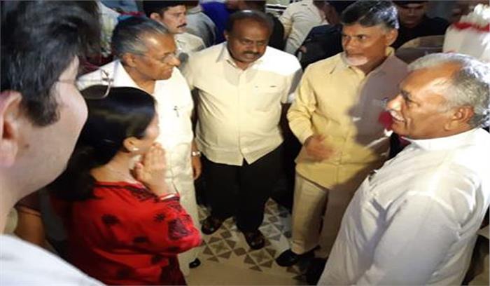 4 मुख्यमंत्रियों ने दिल्ली के उपराज्यपाल से मिलने का समय मांगा