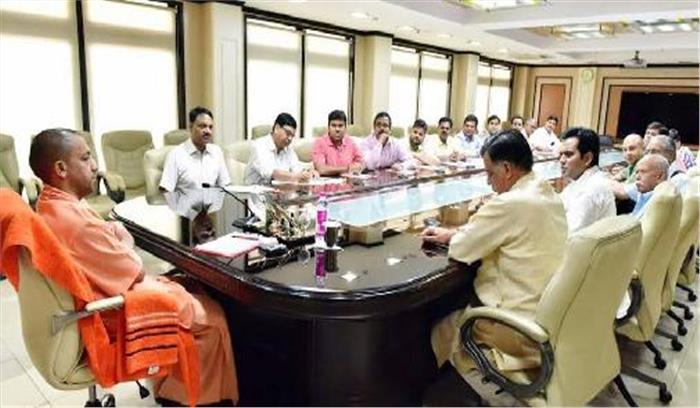 मुख्यमंत्री से मिले फ्लैट बायर्स, खोली बिल्डर-प्राधिकरण गठजोड़ की पोल