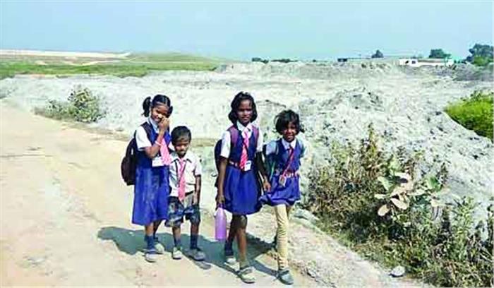 जलाशय में बालको भर रही राख, पीएम से शिकायत
