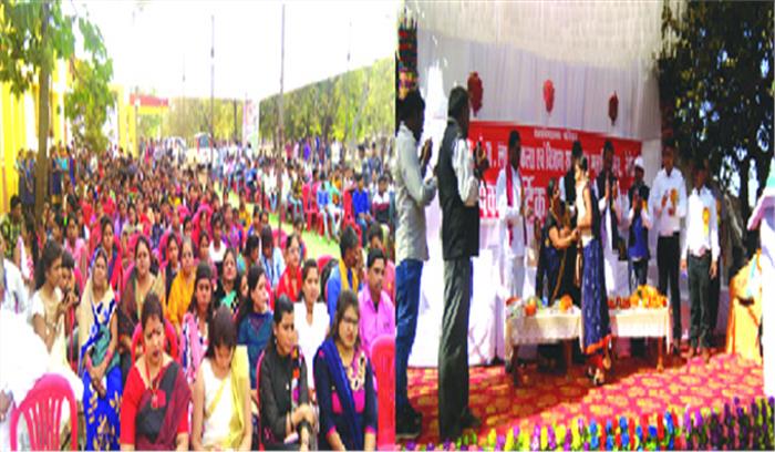 शिक्षा हेतु मार्ग प्रशस्त करने वाला मार्गदर्शक आवश्यक:  चंदेल