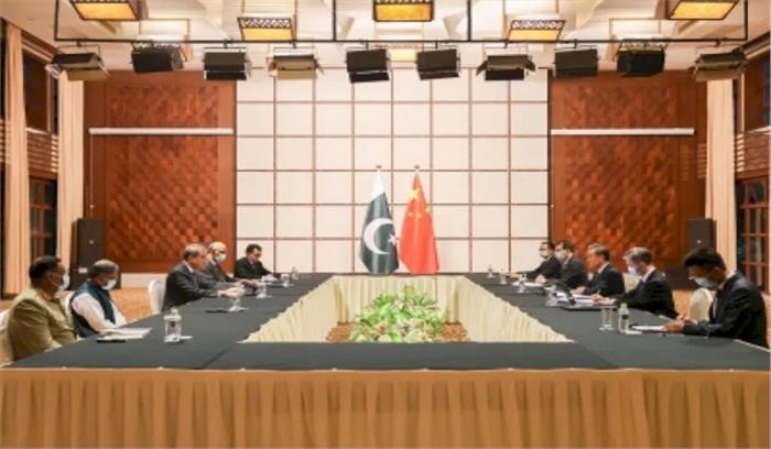 चीन स्वतंत्र रूप से विकास मार्ग चुनने के लिए पाकिस्तान का समर्थन करेगा