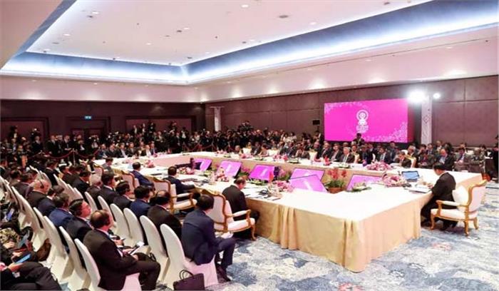 चीन पूर्वी एशिया के सहयोग में आसियान के केंद्रीय स्थान का समर्थक : ली खछ्यांग