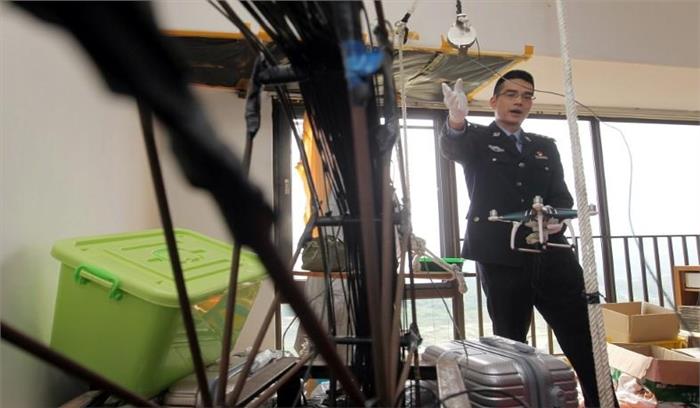 चीन में ड्रोन से हुआ स्मार्टफोन तस्करी करने वाले एक गिरोह का भंडाफोड़