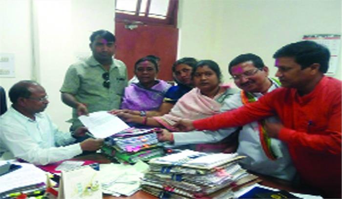 आंखफोड़वा ऑपरेशन करने वालों पर अपराध दर्ज हो : कांग्रेस