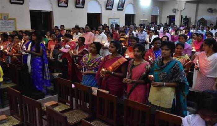 ​​​​​​​ ईसाई समुदाय के लोगों ने नीतीश से मुलाकात कर शुभकामनाएं दी