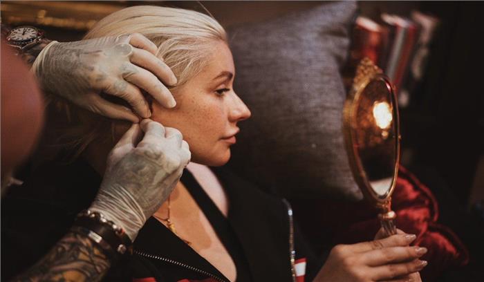 क्रिस्टीना एगुइलेरा ने शेयर की बिना मेकअप वाली तस्वीरें