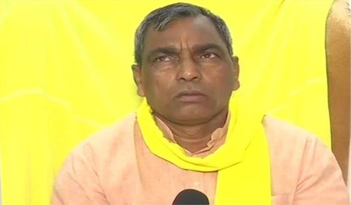 शहरों का नाम बदलने से पहले मुस्लिम नेताओं का नाम बदले भाजपा : राजभर