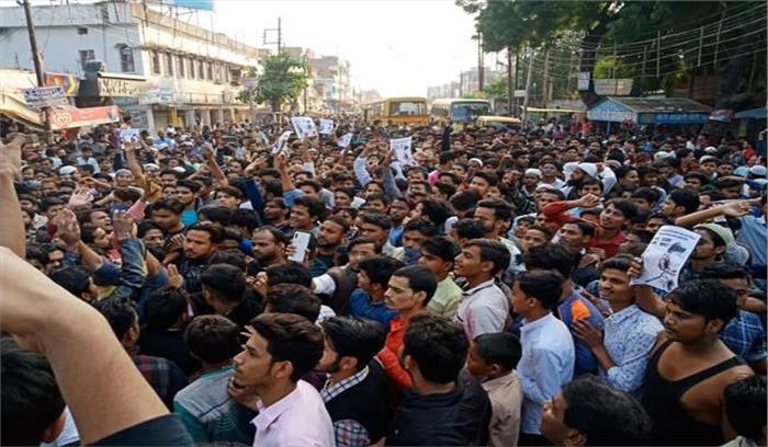 नागरिकता कानून : केरल में 100 से अधिक लोग हिरासत में लिए गए नागरिकता कानून : केरल में 100 से अधिक लोग हिरासत में लिए गए