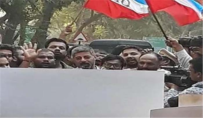 सीएए : महाराष्ट्र के विभिन्न हिस्से बंद, मुंबई सामान्य