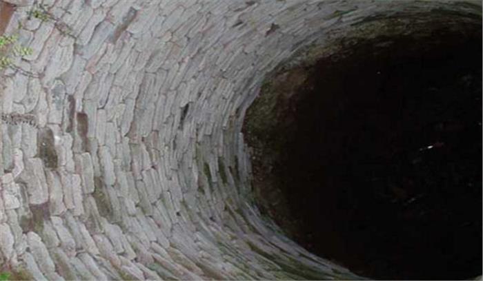  झारखंड :कुंआ की सफाई के दौरान एक ही परिवार के तीन लोगों की मौत