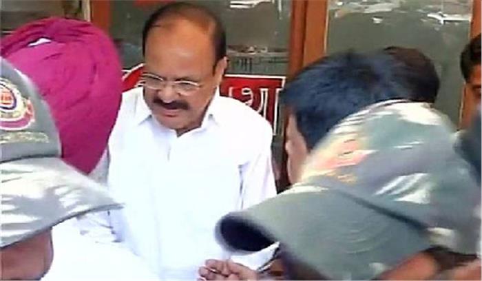 स्वच्छता अभियान को बढ़ावा देने वाले ई-रिक्शा चालक की हत्या दुखद : नायडू