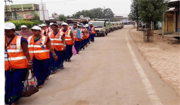 स्वच्छता रैली निकालकर दिया जागरूकता का संदेश 