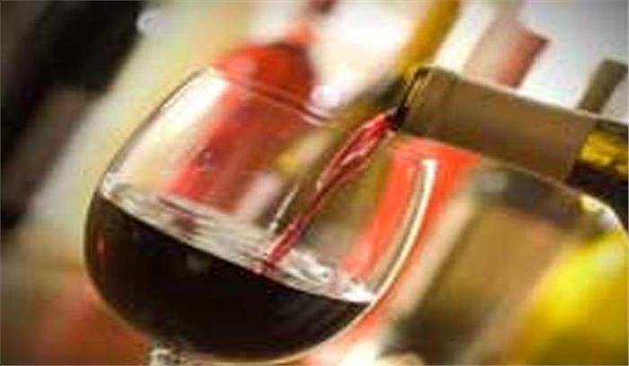 शराब भट्ठी बंद कराने वाले ग्राम में कोचिया राज