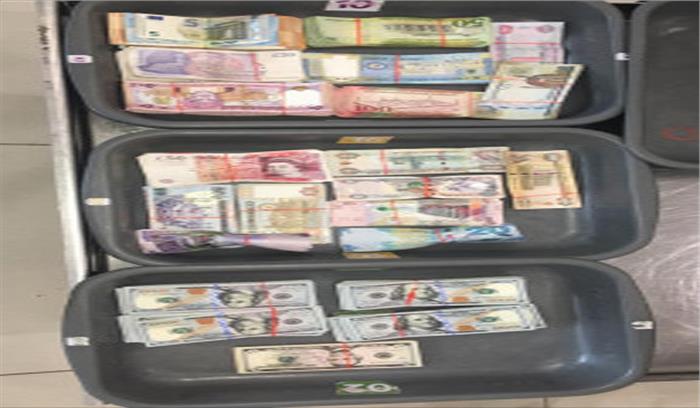 अब कोचीन हवाई अड्डे पर जब्त हुई 50 लाख रुपये की विदेशी मुद्रा