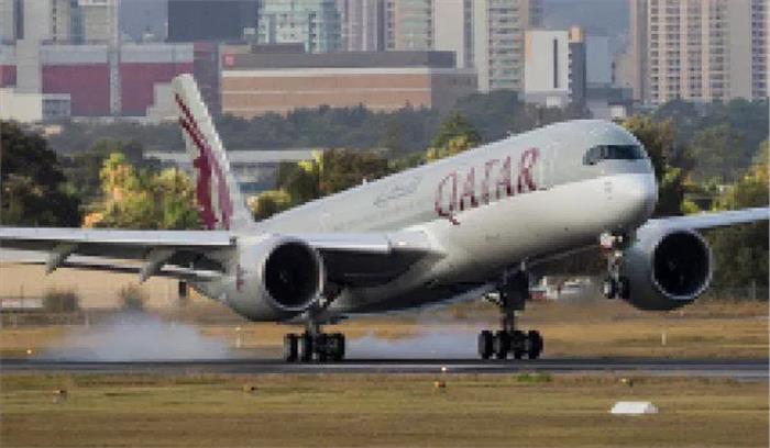 कोचीन हवाई अड्डे पर कतर एयरवेज का विमान फिसला,सभी यात्री सुरक्षित