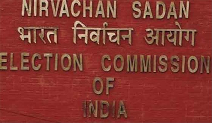 आचार संहिता उल्लंघन को लेकर चुनाव आयोग ने राहुल को भेजा नोटिस