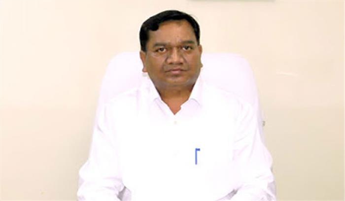 कलेक्टर ने कोविड वैक्सीनेशन सेंटर का लिया जायजा कलेक्टर ने कोविड वैक्सीनेशन सेंटर का लिया जायजा