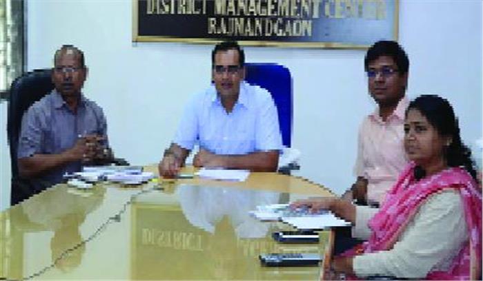 ई-जनदर्शन में कलेक्टर ने  सुलझाई दूर दराज के लोगों की समस्याएं