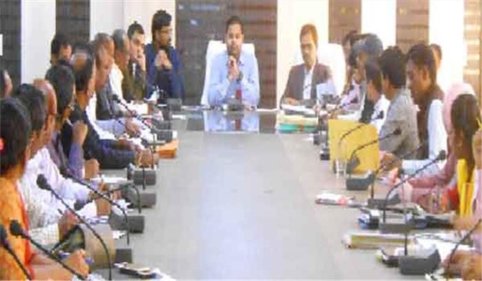 लोक सुराज अभियान में प्राप्त आवेदनों का गुणवत्तापूर्ण निराकरण करें - कलेक्टर
