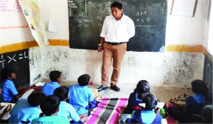 ग्रामीण अंचलों में पहुंचे कलेक्टर,लापरवाह कर्मियों पर कार्रवाई की गाज