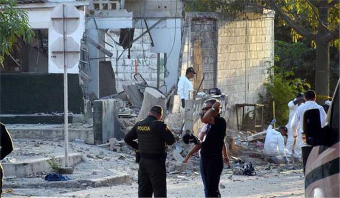 कोलंबिया में पुलिस थानों को लक्ष्य बनाकर किए गए बम विस्फोट में दो और पुलिसकर्मी की मौत