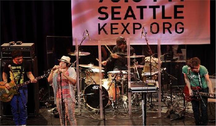 जल्द रिलीज होगा बोम्बा एस्टीरियो का नया अल्बम