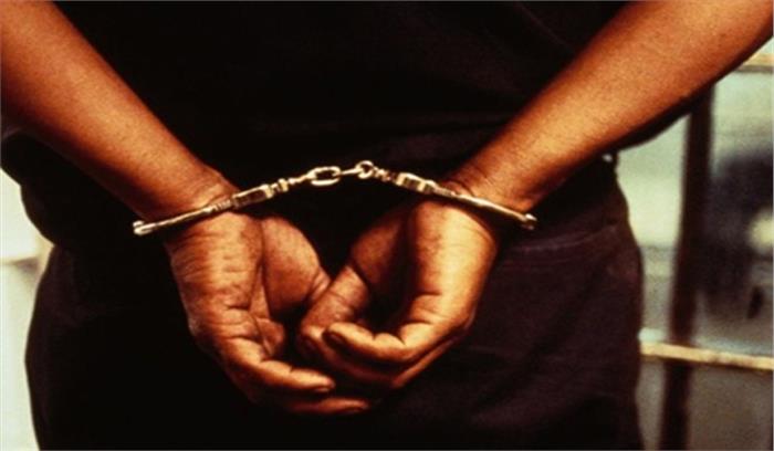 कंपनी निदेशक कर चोरी में गिरफ्तार