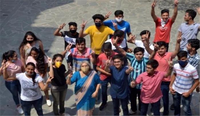 कम्पार्टमेंट के नतीजे घोषित, 12वीं में 99 प्रतिशत छात्र उतीर्ण
