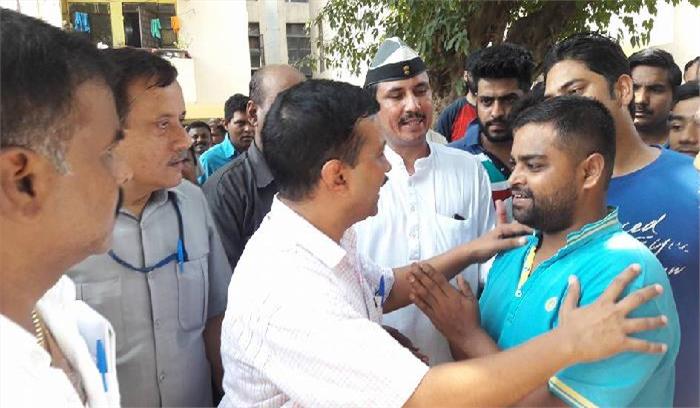 पेयजल की किल्लत पर जनता ने केजरीवाल से लगाई गुहार