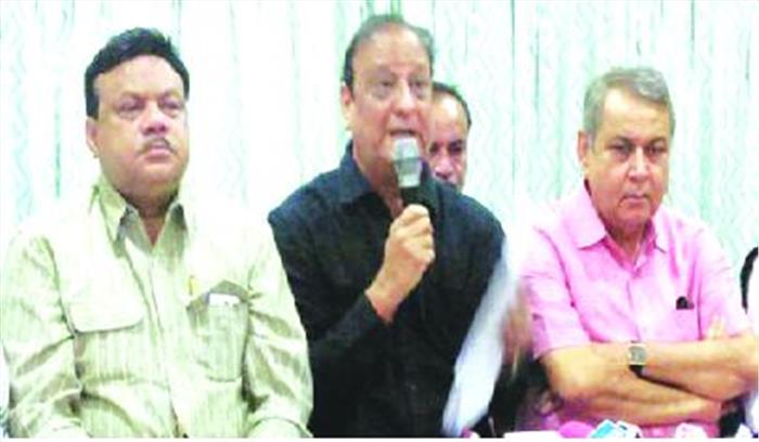 भूपेश पर 30 एकड़ जमीन हड़पने का आरोप