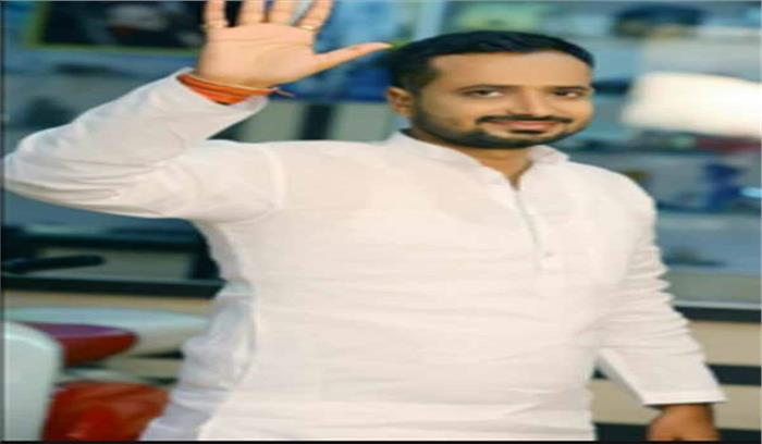 युवा विधायक को ब्लैकमेल करने के मामले में युवती गिरफ्तार