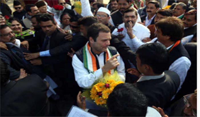 केंद्र सरकार चुनिंदा उद्योगपतियों के लिए ही कर रही काम: राहुल केंद्र सरकार चुनिंदा उद्योगपतियों के लिए ही कर रही काम: राहुल