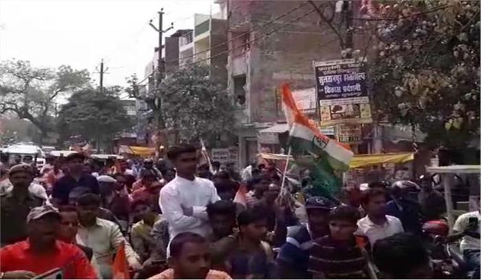 कांग्रेस सांसद संजय सिंह ने सुल्तानपुर में किया रोड शो