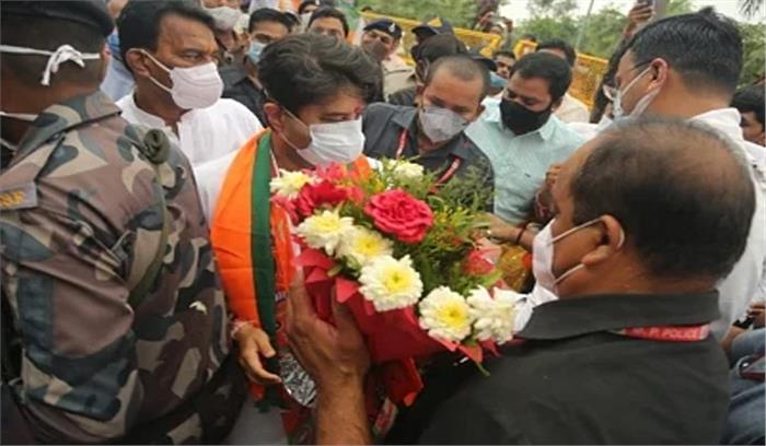 कांग्रेस के 2 पूर्व दिग्गज नेता राणे और सिंधिया ने बतौर कैबिनेट मंत्री ली शपथ