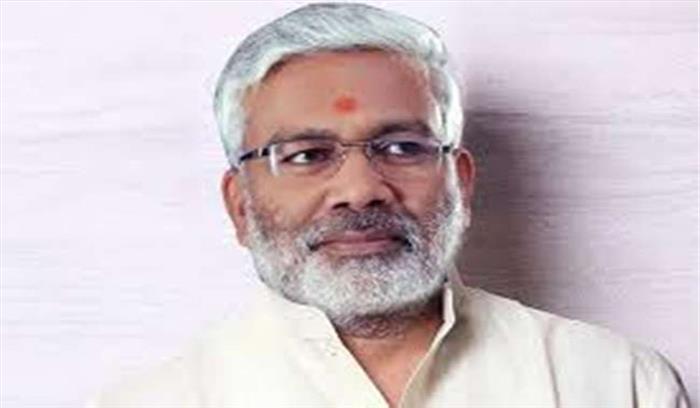 कांग्रेस दुष्प्रचार के सहारे वोटों की राजनीति करती हैं : स्वतंत्रदेव