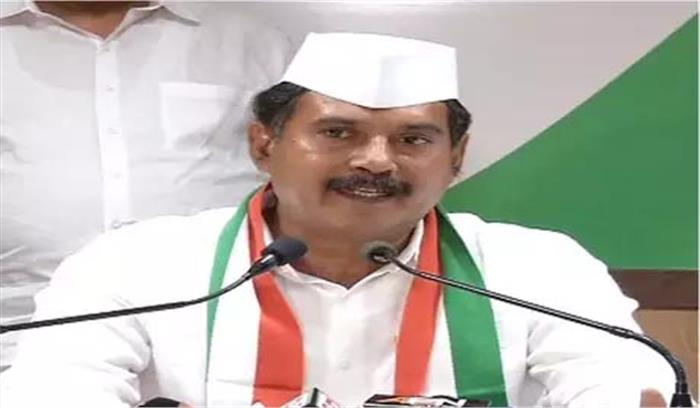 देश में आज संविधान खतरे में पड़ गया है: लालजी देसाई