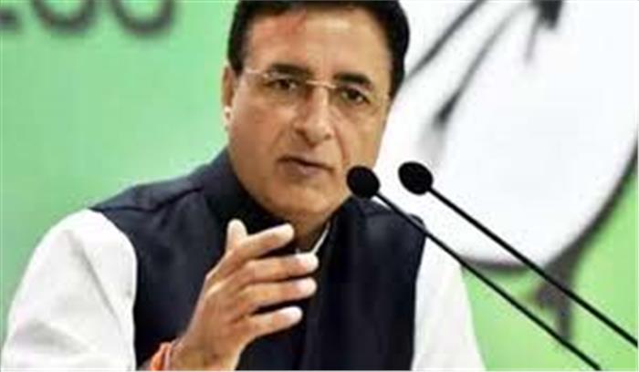 केसीआर ने 4000 स्कूल बंद कर दिए :सुरजेवाला​​​​​​​