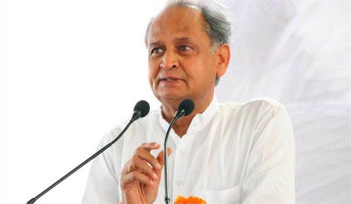 पीएम मोदी की वाकपटुता देश की जनता की भूख एवं गरीबी नहीं मिटा सकती: अशोक गहलोत