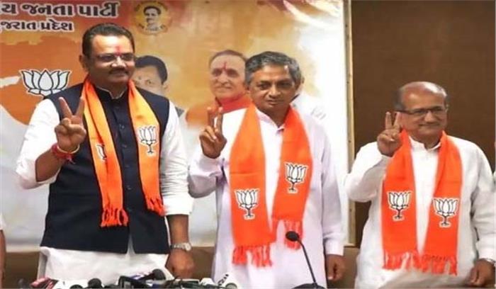 गुजरात में विधायक कुंवरजी बावलिया ने कांग्रेस का दामन छोड़ थामा भाजपा का साथ 
