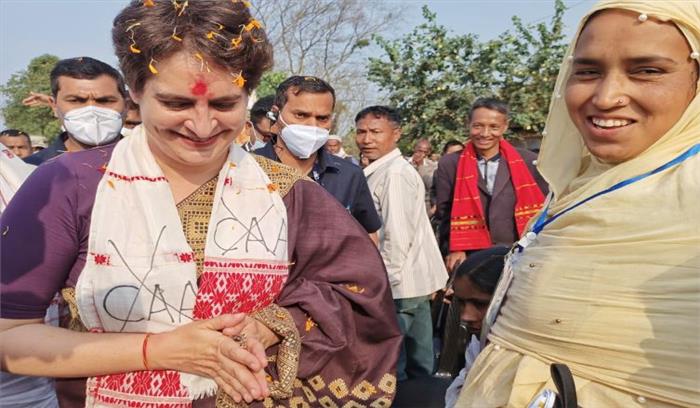 सरकार की बेरुखी के कारण आम आदमी को भुगतना पड़ रहा है खामियाजा: प्रियंका