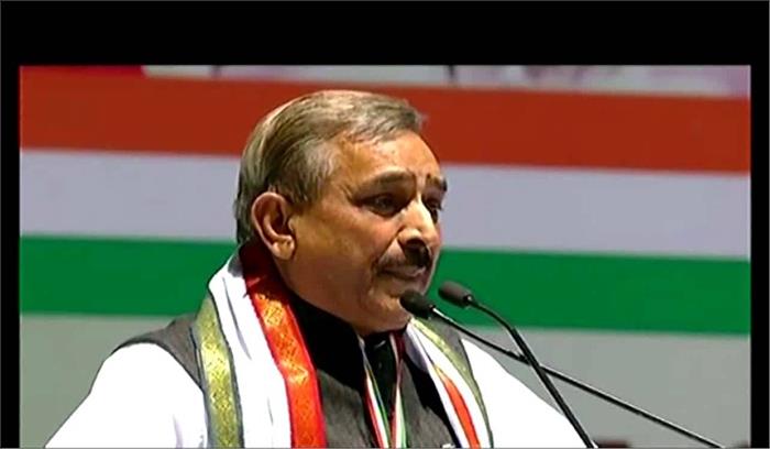 देश कोरोना की आग में जल रहा, पीएम प्रचार में व्यस्त हैं: प्रमोद तिवारी देश कोरोना की आग में जल रहा, पीएम प्रचार में व्यस्त हैं: प्रमोद तिवारी