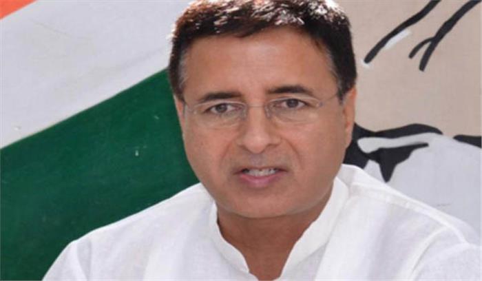 एससी/एसटी एक्ट पर मोदी सरकार का दोहरा रवैया उजागर: सुरजेवाला