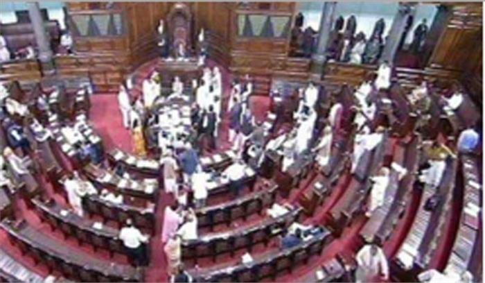 वेंकैया नायडू ने सदन की कार्यवाही की स्थगित