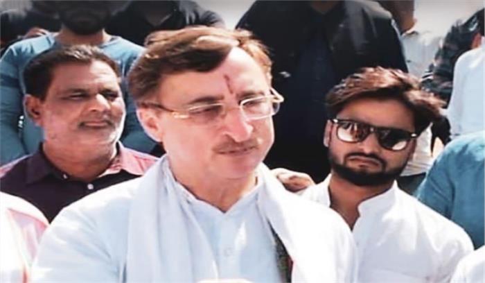 कांग्रेस आरटीआई सेल प्रमुख विवेक तन्खा ने इस्तीफा दिया