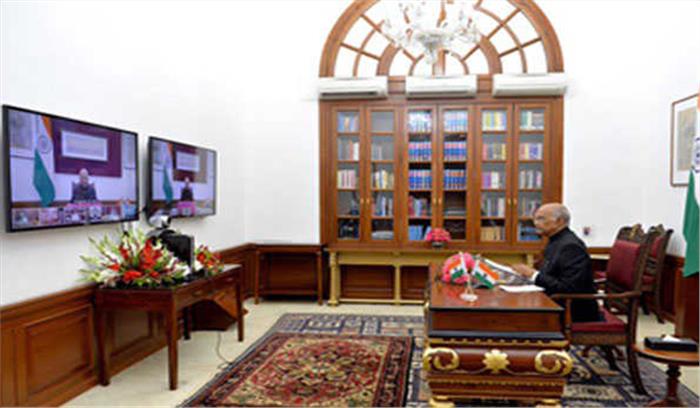 कोरोना जैसे शत्रु के साथ लड़ाई में शिथिलता की गुंजाइश नहीं : कोविंद