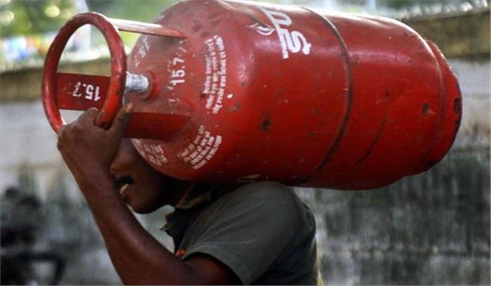 कोरोना पीडि़त परिवारों के घर नहीं पहुंच रहा गैस सिलेंडर, कई परिवार मुश्किल में