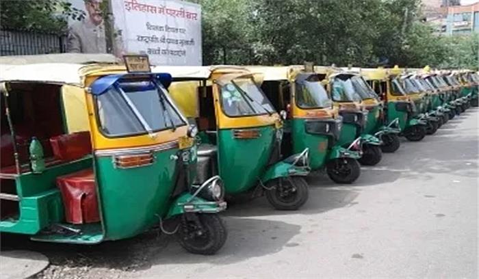 कोरोना वायरस : मेट्रो खाली, ऑटो को नहीं मिल रहे यात्री कोरोना वायरस : मेट्रो खाली, ऑटो को नहीं मिल रहे यात्री