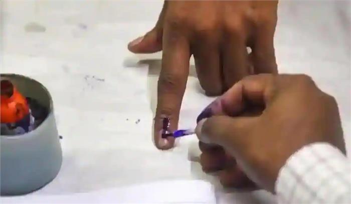 65 साल से अधिक के लोग पोस्टल बैलट से डाल सकेंगे वोट 65 साल से अधिक के लोग पोस्टल बैलट से डाल सकेंगे वोट